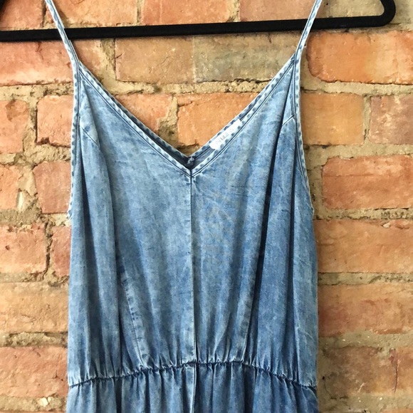 Jumpsuit - Picture 3 of 4